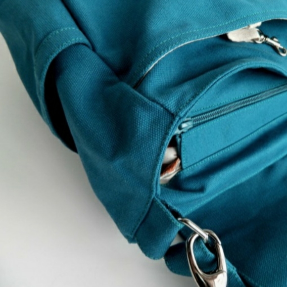 👜 NWOT HANDMADE BAG 👜 - Picture 2 of 6